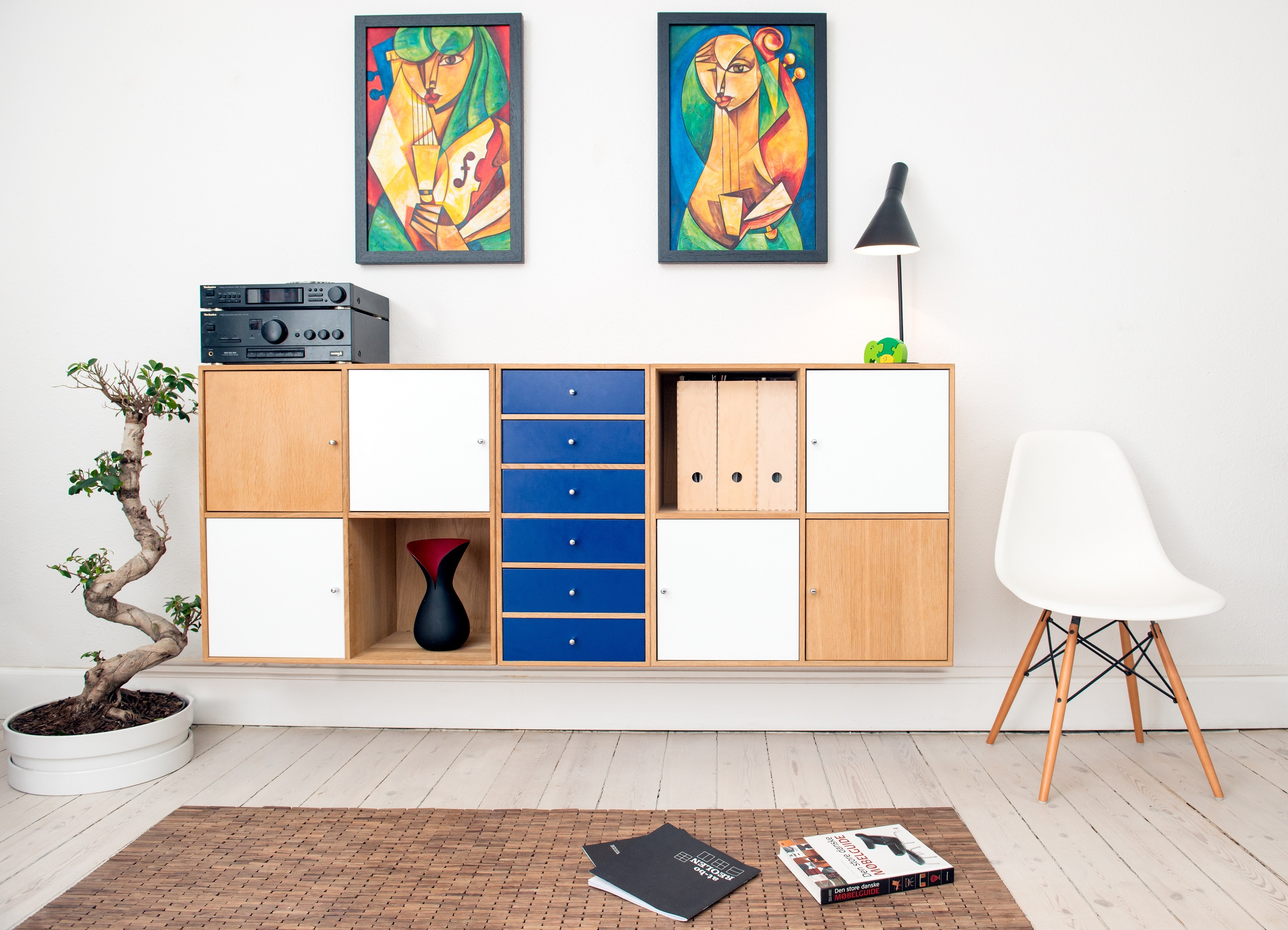 Une étagère moderne IKEA